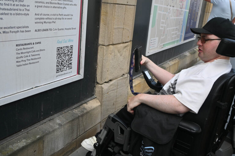 Photographing QR Codes