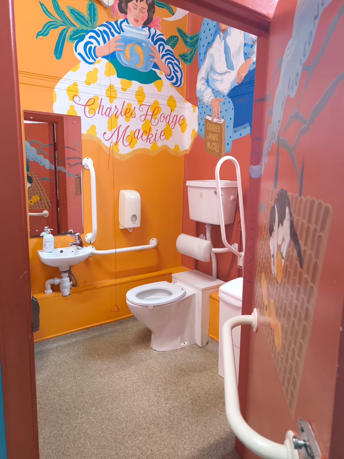 Perth Gallery Ladies Loo